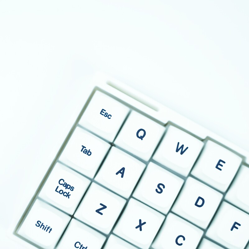 لوحة مفاتيح وورن سبليت مخصصة س - مراجعة Gaming Keyboard No Rgb وسعره