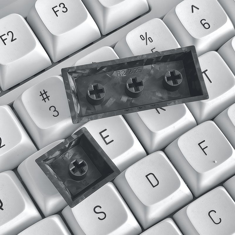 أغطية مفاتيح من ألياف الكربون  - مراجعة Keyboard Gaming Black وسعره
